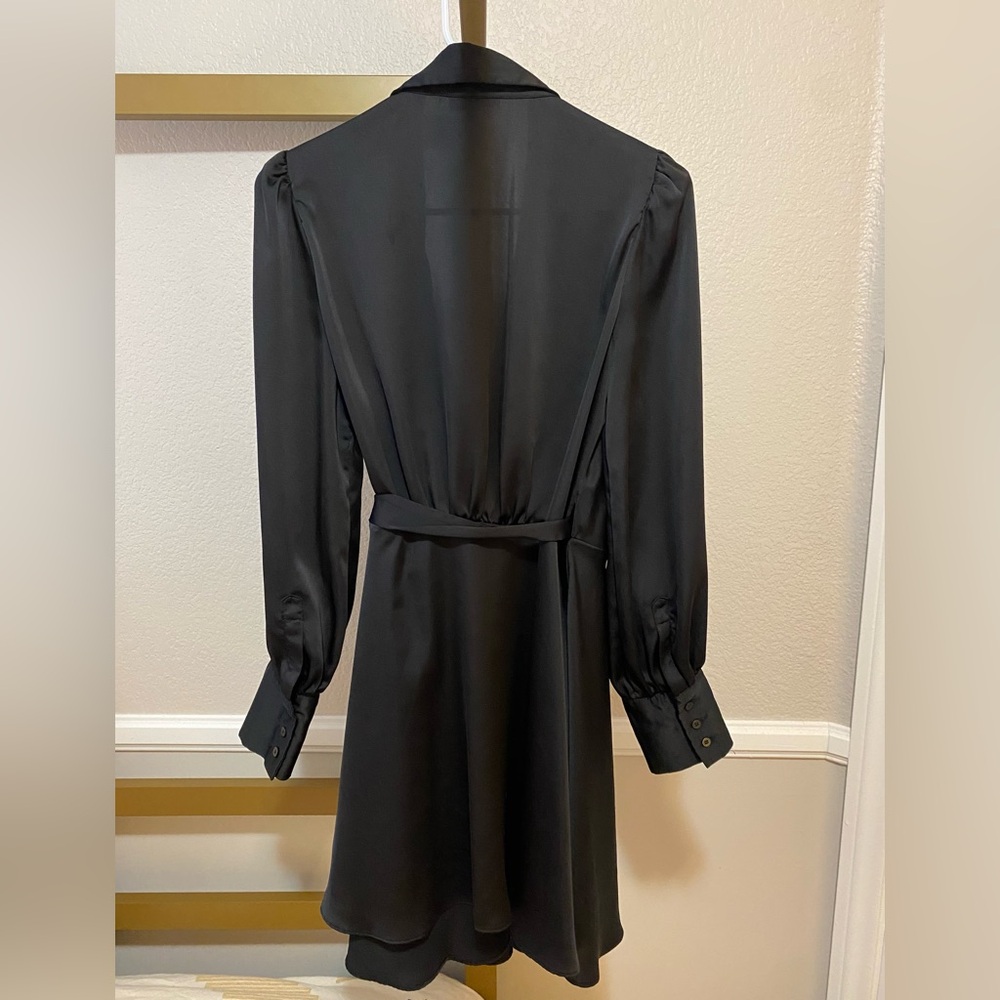 Gianni Bini Lightweight Romantic Satin Skater Wrap Dress, Dillard’s, Small - Picture 4 of 8